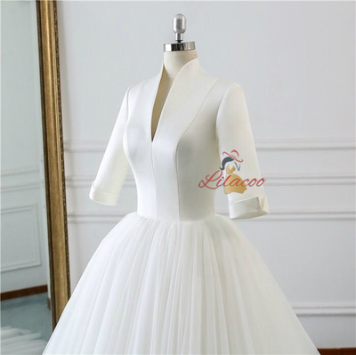 White Deep V-neck Short Sleeve Wedding Dress