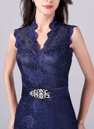 Navy Blue Mermaid Lace V-neck Mother Of The Bride Dress