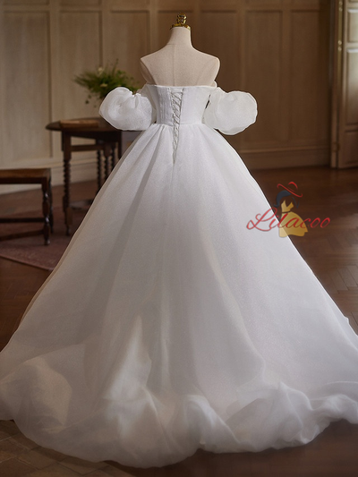 Simple White Tulle Strapless 3D Flower Wedding Dress