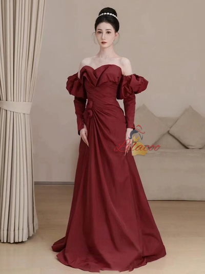 Burgundy Long Sleeve Pleats Prom Dress