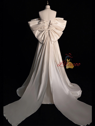 Ivory White Satin Strapless Pleats Wedding Dress
