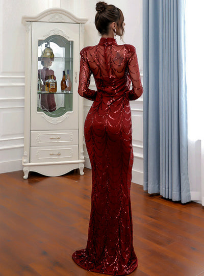 Round Neck Long Sleeve Trailing Striped Sequins