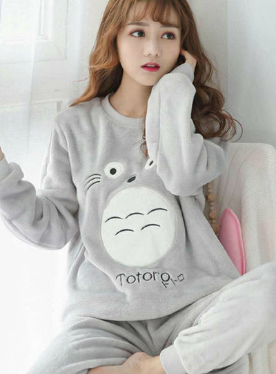 Long Sleeve Cartoon Sleepwear Thin Flannel Pajamas Set