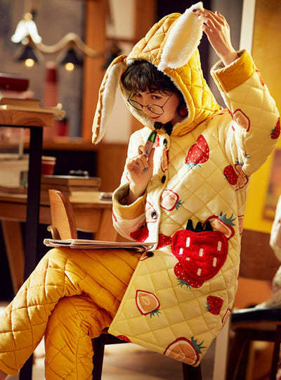 Three-layer Thickened Coral Velvet Rabbit Strawberry Yellow