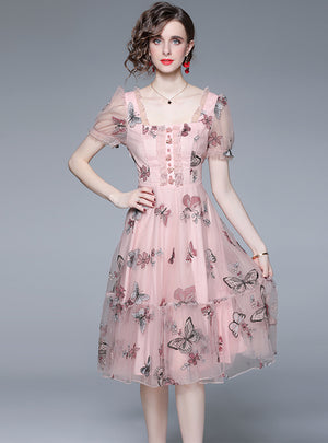 Pink Bubble Sleeve Square Mesh Embroidery Dress