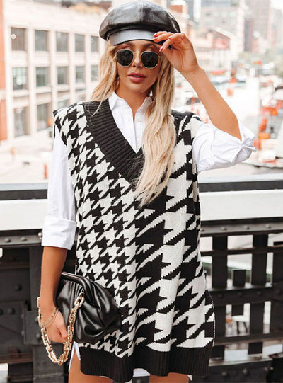 Bird V-neck Loose Sweater Vest