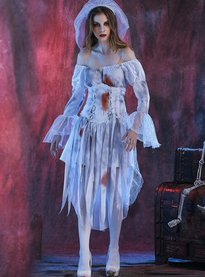Halloween Plays The Role Of Ghost Bride Female Zombie