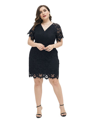 Plus Size V-neck Hip Black Lace Dress
