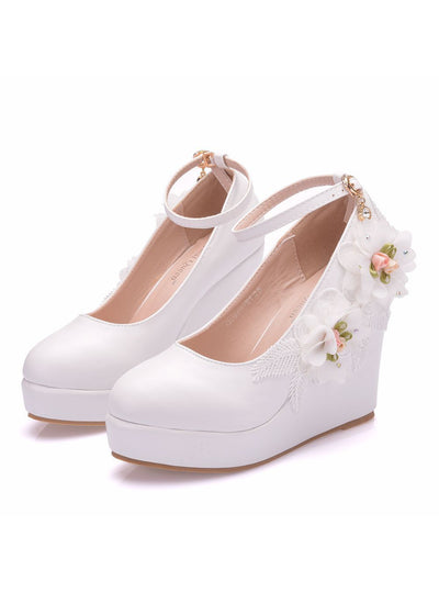 Round-headed Lace Flowers Wedding Shoes