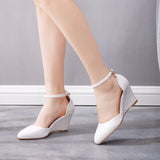 One-button Pointed Wedges Sandals