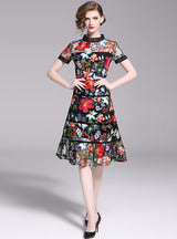 Heavy Mesh Embroidery Hollow Short Sleeve Dress