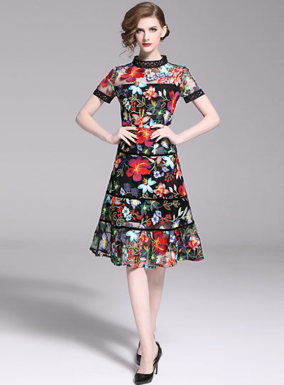 Heavy Mesh Embroidery Hollow Short Sleeve Dress