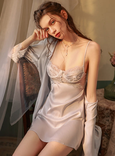 Lace-supported Palace-style Sling Nightdress