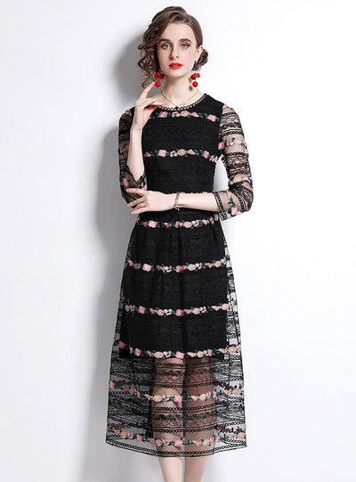 Yarn Lace Embroidery Long Sleeve Dress