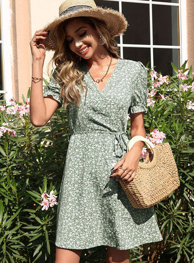 Green Pleated V-neck Print Dress