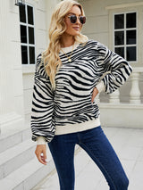 Turtleneck Tiger Pattern Color Matching Sweater