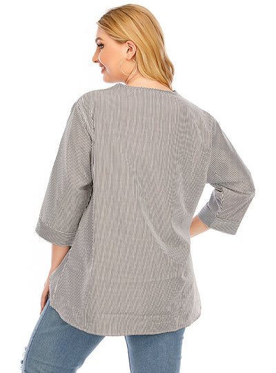 V-neck Cropped Sleeve Dovetail Stripe Splicing T-shirt