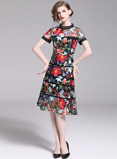 Heavy Mesh Embroidery Hollow Short Sleeve Dress