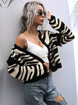 Fashion Short Contrast Striped Stitching Cardigan