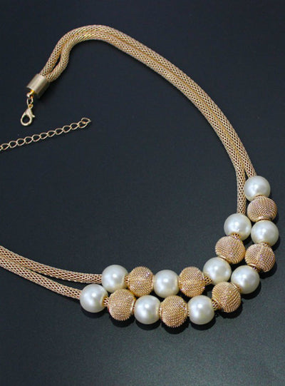 Popular Style Ball Pendant Necklace for Women