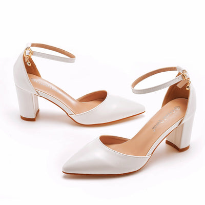 Thick-toed Shallow-heeled Shoes