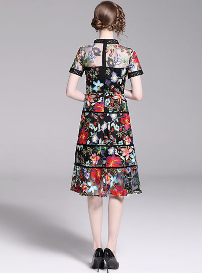 Heavy Mesh Embroidery Hollow Short Sleeve Dress