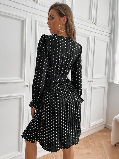 Retro Polka-dot Round Neck Long Sleeve Pleated Dress