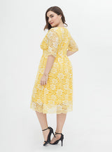 Yellow Lace V-neck Short Sleeve Plus Size Dress