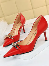 Shallow Pointed Hollow Metal Buckle Decorative Shoes