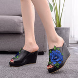 Flower Mouth Wedge Slippers