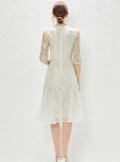 V-neck Embroidered Lace Mesh Fishtail Dress