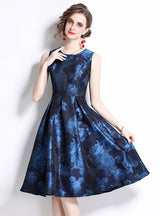 Slim-fit Sleeveless Round Neck Dress