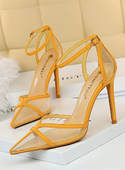 Shallow-pointed Hollow Net Sandals