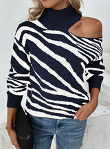 Contrasting Tiger-patterned Turtleneck Sweater