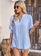V-neck Five-point Sleeve Shirt