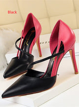 Color Matching Hollow Pointed Shoes