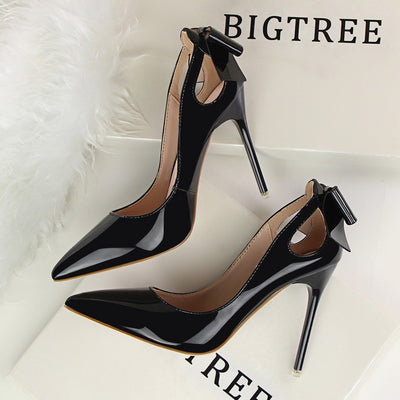 Pointed Patent Leather Hollow Bow Shoes