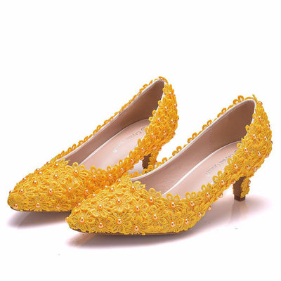 Lace Pointed Low-heeled Wedding Shoes