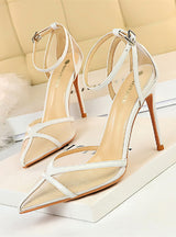 Shallow-pointed Hollow Net Sandals