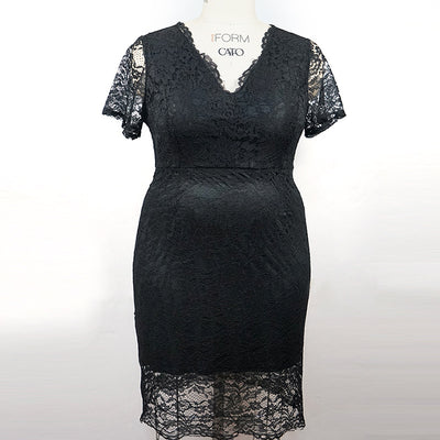 Plus Size Slim-fitting Lace Hip V-neck Dress