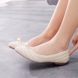 Shallow-bottomed Pointed Pearl Wedding Shoes