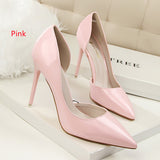 Lacquered Shallow-mouth Pointed Hollow Shoes